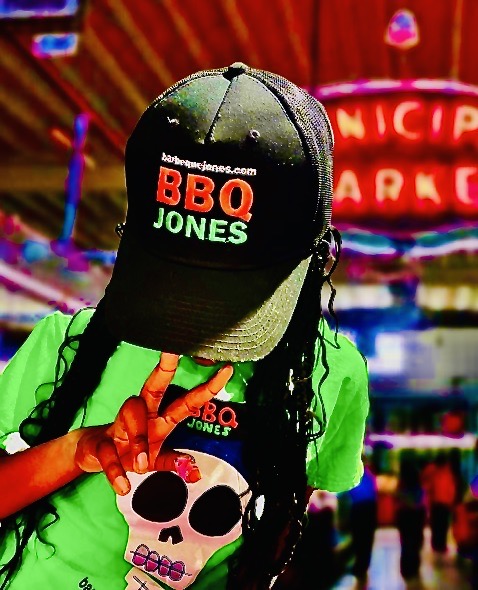 BBQ JONES CALACA T-SHIRT